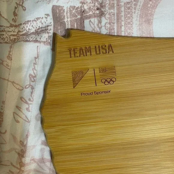 Totally Bamboo Cutting Board USA Shaped Limited Edition Kitchen Gadget New - Picture 2 of 5